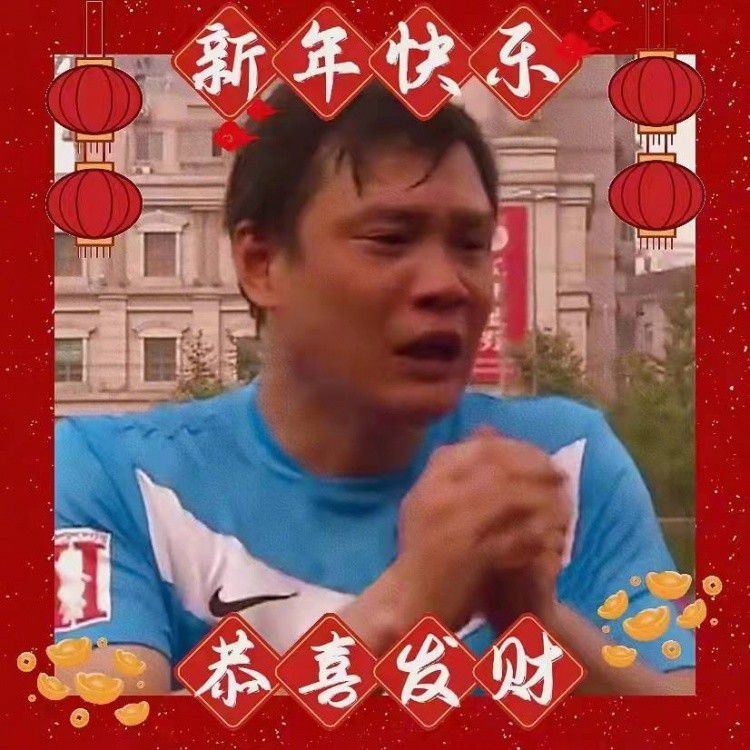 胡多多（孙坚 饰）个性谨严而又怯懦，概况看来平平无奇，现实上一肚子的鬼主张，却又由于内向和忸怩，而经常招致他人的疏忽。邓小余（包贝尔 饰）智商一般，性情则是没由来的乐不雅和开畅，固然经常由于矮小的身段收到同窗的欺侮，但生成心年夜的他历来不会将这些工作放在心上。这悬殊的两人在年夜黉舍园中相遇了，构成了处处惹是生非的二货组合，倒也十分相等。                                  　　邱樱子（陈妍希 饰）是黉舍里